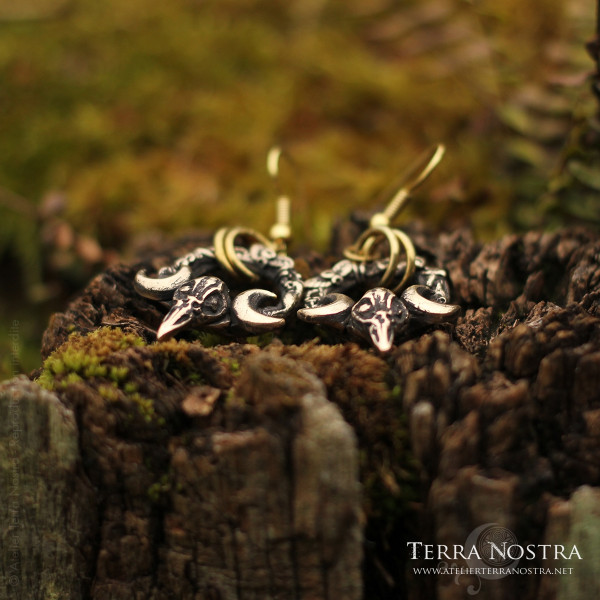 "Morrigan" bronze earrings