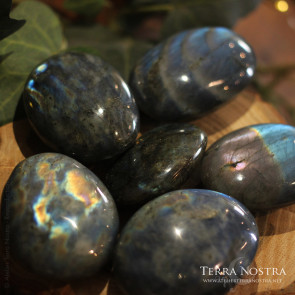 Galet de Labradorite de Madagascar — au choix