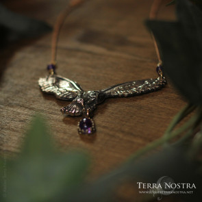 "Sowa" bronze necklace