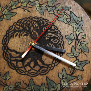 Horloge en bois gravé — "Arbre de vie"
