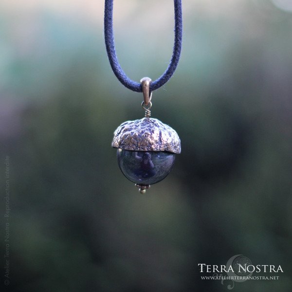 Pendentif gland "Automnal" — Grand format