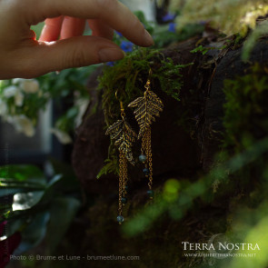 "Alessa" fern earrings — Bronze and moss agate