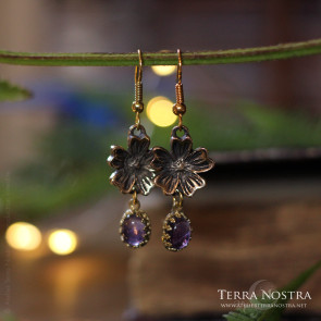 "Malva" mallow bronze earrings