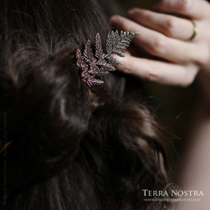 "Alessa" fern bronze hair pin