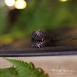 "Alessa" fern ring