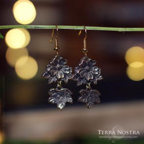 "Malva" mallow bronze earrings — Without stones