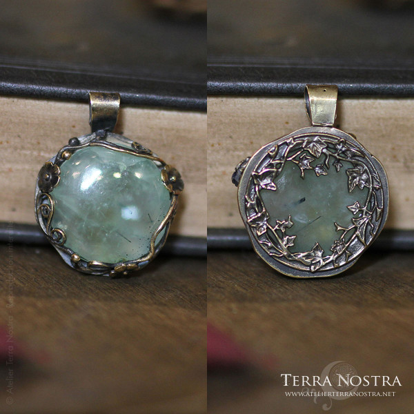 copy of "Hedera" Reversible pendant — Labradorite