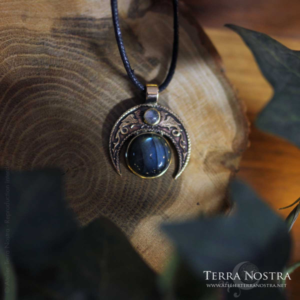 Pendentif "Skiä" — Labradorite