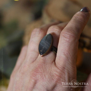 Bague réglable "Polaris" en labradorite  — T48 à T56