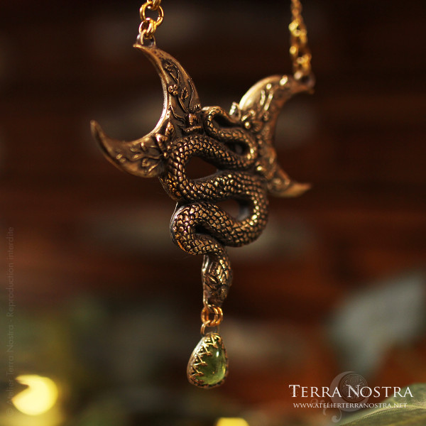 Collier serpent "Menara" — Péridot