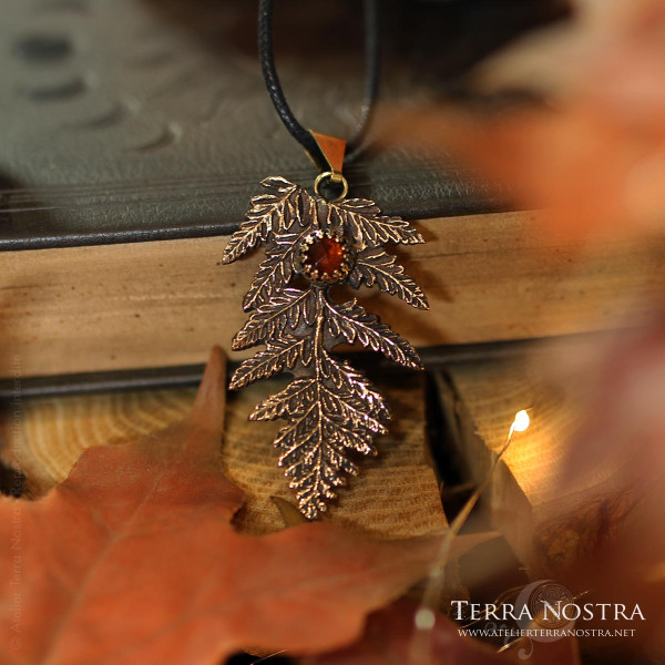 "Alessa" fern pendant with orange kyanite