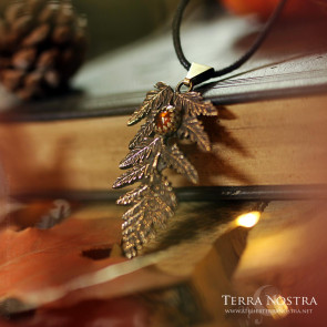 "Alessa" fern pendant with orange kyanite