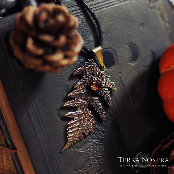 "Alessa" fern pendant with orange kyanite