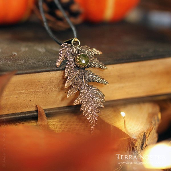 "Alessa" fern pendant with vesuvianite