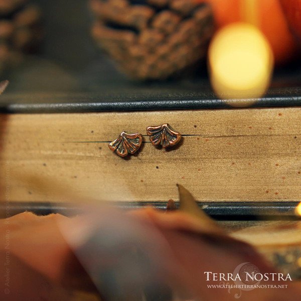 "Kino" Ginkgo Ear studs