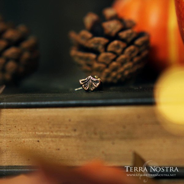 "Kino" Ginkgo Ear studs