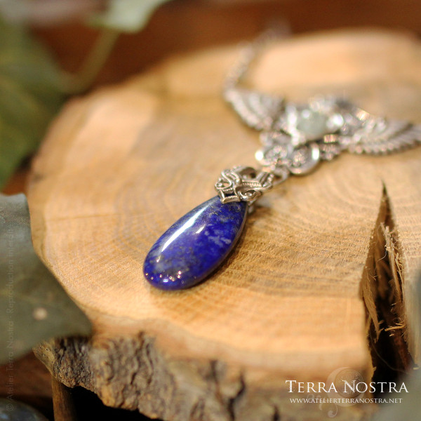 "Wings of Fantasy" Necklace — Lapis lazuli and aquamarine