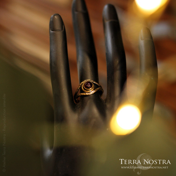 Bague "Idūz" — Tourmaline rose foncée T57