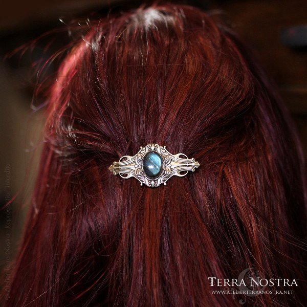 "Nova" hair clip