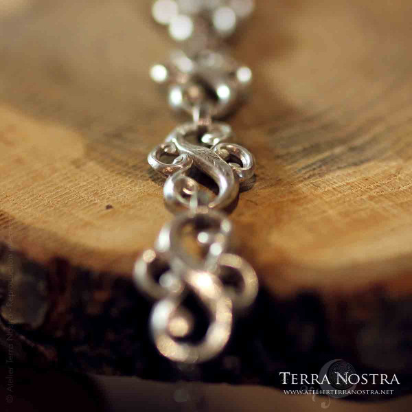 Bracelet gothique / médiéval "Sapience"