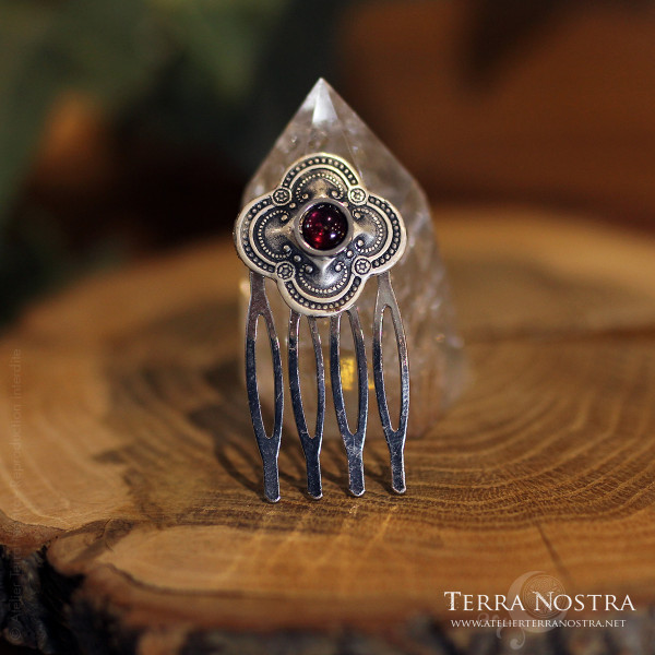 copy of "Lyah" hair comb