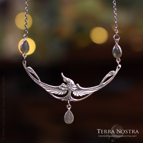 Collier art nouveau "Lyra" en pierres naturelles