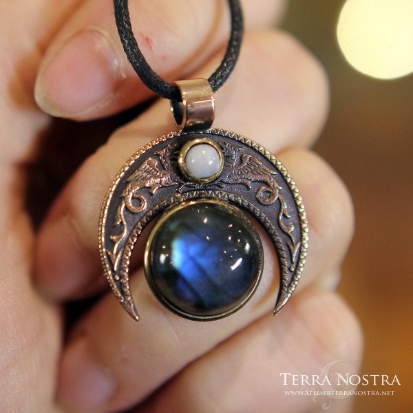 Pendentif "Skiä" — Labradorite