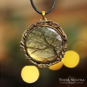 Pendentif "Saeng" en bronze...