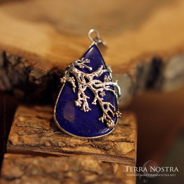 "Primavera" pendant — Lapis Lazuli
