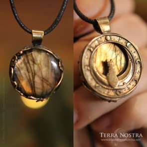 Pendentif réversible...