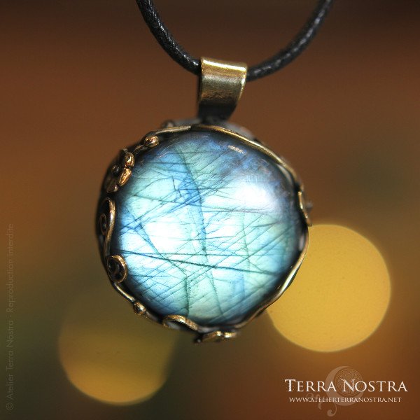 Pendentif réversible "Hallow" — Labradorite