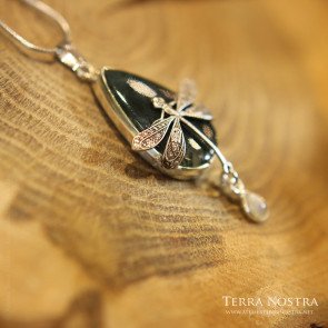"Odonata Nila" small pendant — Moss agate