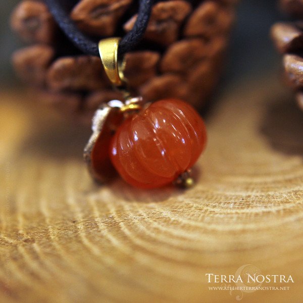 [Précommande] Pendentif citrouille "Harvest" en cornaline et bronze