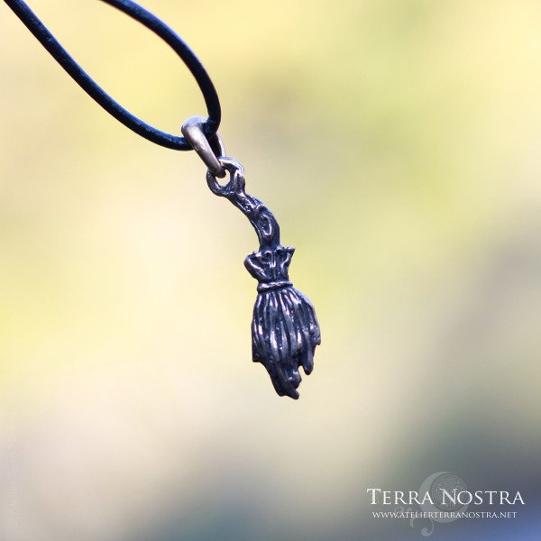 copy of "Hella" bronze mini-pendant